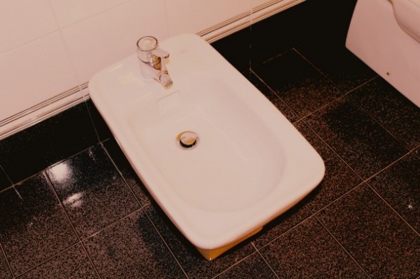 Une installation des sanitaires pour votre salle de bain