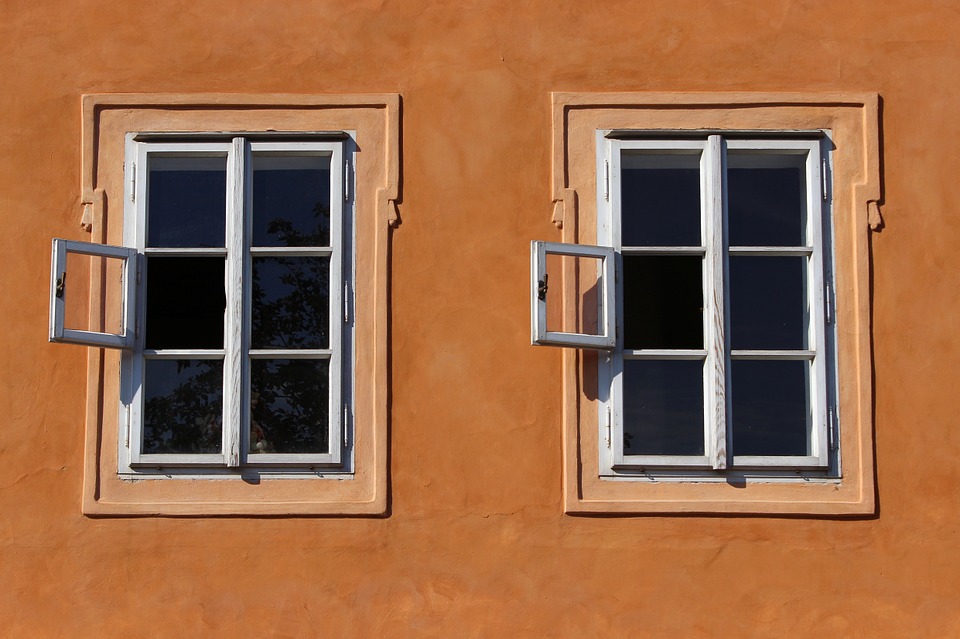 Choisir le bon matériau pour les fenêtres de votre nouvelle maison