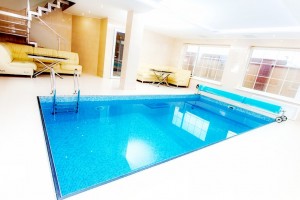 La bâche en toile PVC, une protection très efficace pour vos piscines !
