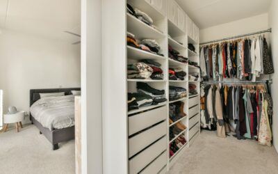 Comment organiser efficacement son dressing pour gagner de la place ?